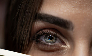 eyebrow waxing